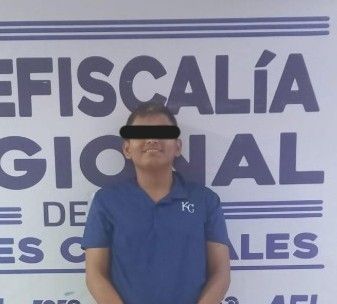 Mando Metropolitano detiene y presenta ante Fiscalía de Oaxaca a un hombre implicado en asalto violento en una tienda Oxxo de la capital