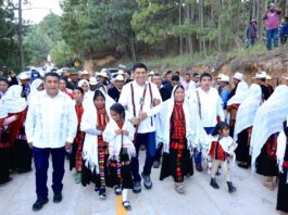 Avanza la segunda etapa del camino Santa María Yucunicoco–Juxtlahuaca