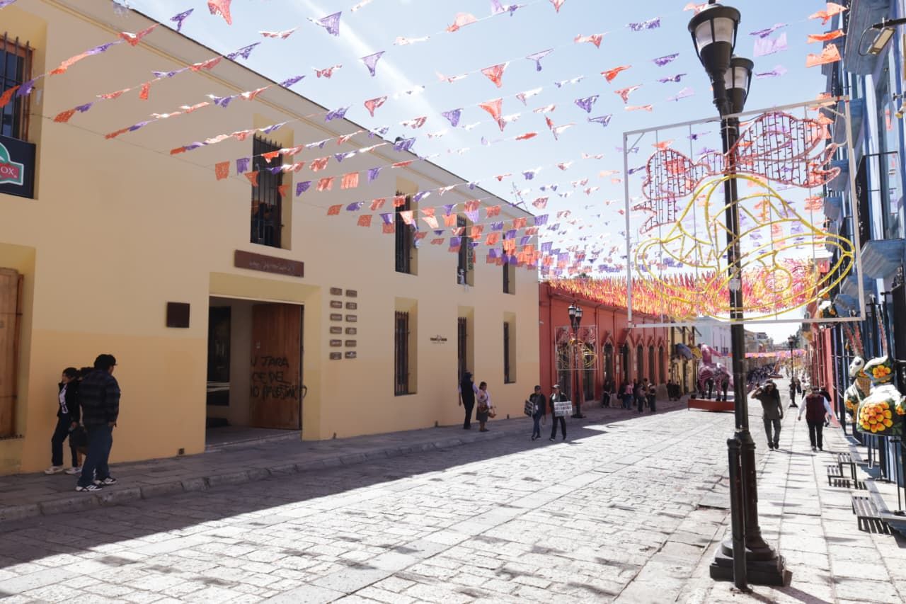 Iluminará Gobierno del Estado calles de la capital oaxaqueña con decoración navideña