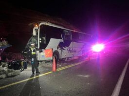 Una persona fallecida y más de 12 heridos deja accidente de autobús en la Mixteca