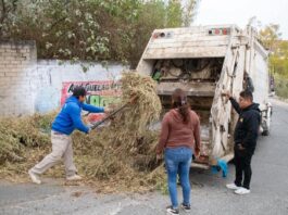 Realizan Tequio Vecinal en la Calzada del Panteón, agencia de San Felipe del Agua