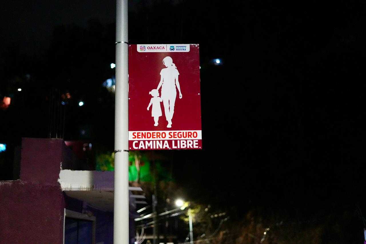 Entrega Salomón Jara 316 calles y senderos seguros