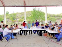 SEGO construye acuerdos en Sierra Sur para llevar agua a miles de familias oaxaqueñas