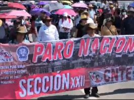Sección 22 marcha en Oaxaca en el marco del inicio del paro nacional; Jara señala que hay avances