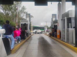 Sección 22 hace presencia en la Caseta de Huitzo