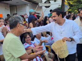Miles de personas viven la Calenda de las Culturas y llenan de tradición las calles de Oaxaca de Juárez
