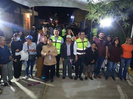 Ray Chagoya entrega la calle Tlaxiaco en San Martín Mexicapam; beneficia a más de 1,600 habitantes